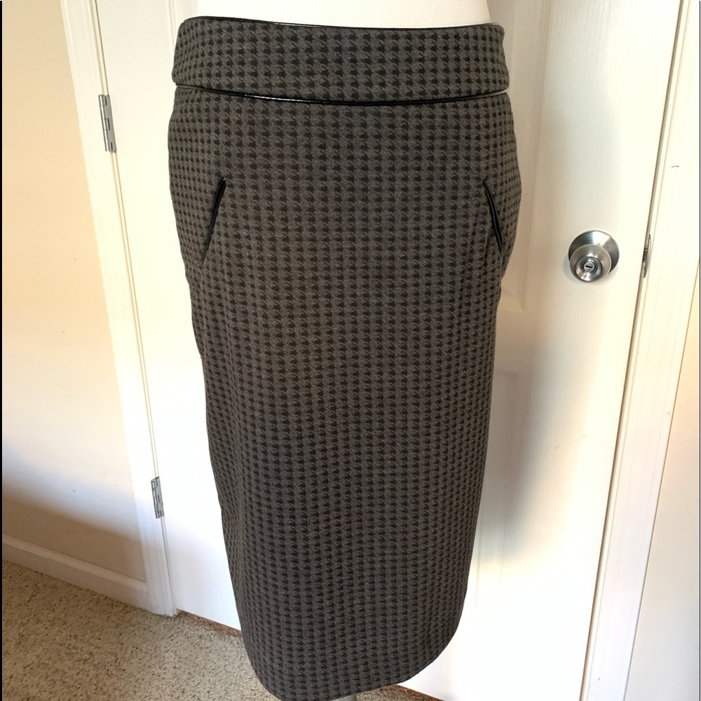 Pencil skirt